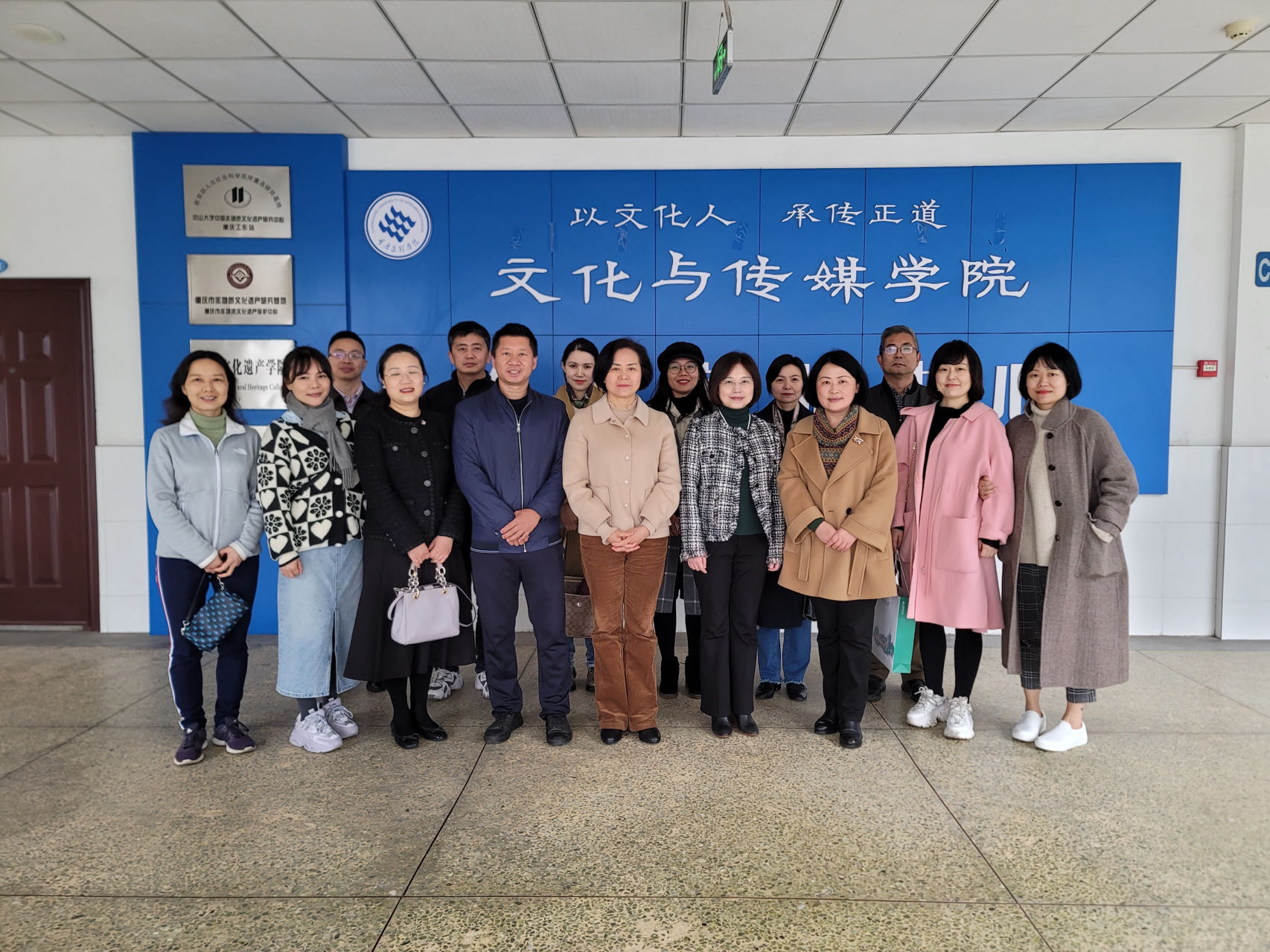 Vyrm_1679899601291030546.jpg 1c6a34b0ccd97996770e6f2412bf9d3.jpg