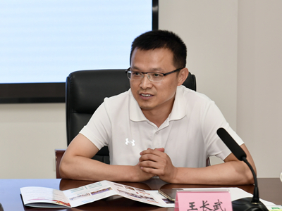 CDbn_1715160148595030285.jpg 工作照_副本.jpg