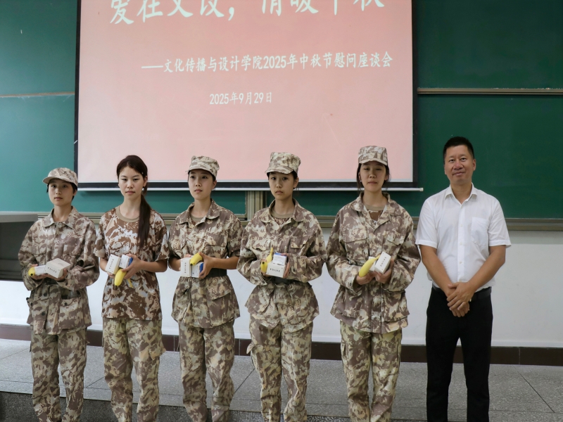 lhJI_1759195744125078943.jpg DA17291AAF9936A6D62D7794C6A569D2.jpg