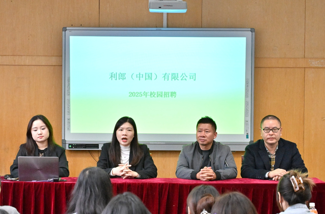 lhwY_1761726668741061152.png AABCD3C094608FBBFE029FC91D509382.png